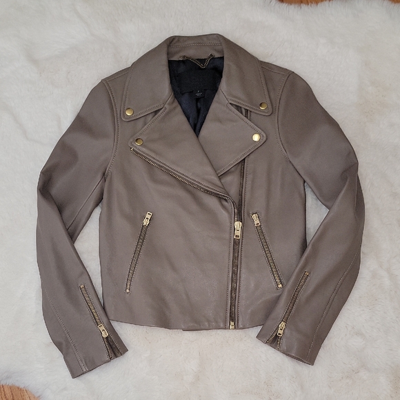 J. Crew Taupe Leather Moto Jacket with Gold Hardware Womens Size 2 - Picture 1 of 12